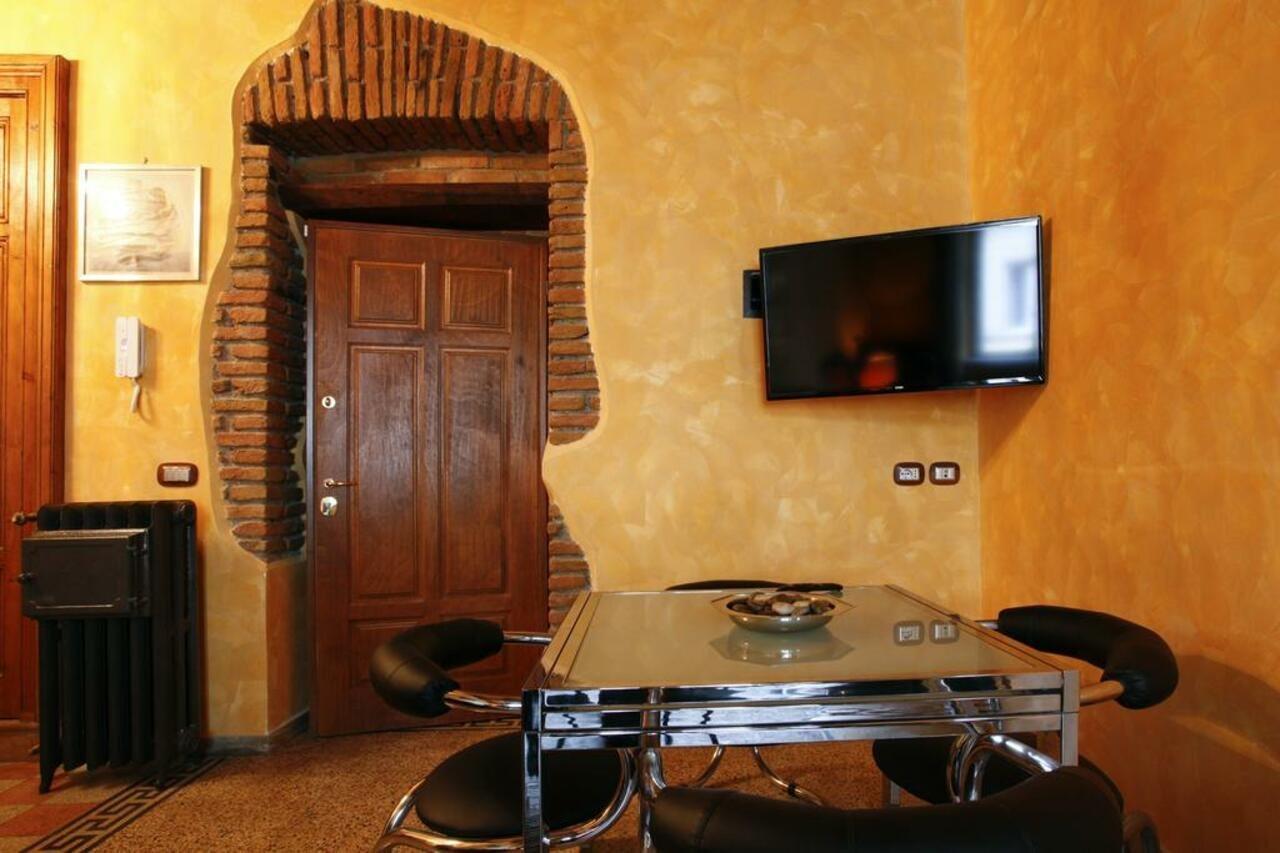 Casa Vacanza Colosseo Roma Eksteriør bilde